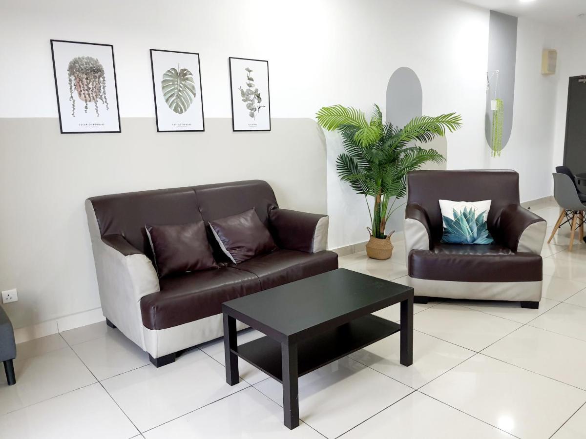 Apartmán Residensi Flora Seri Kembangan Exteriér fotografie