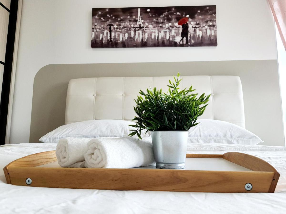 Apartmán Residensi Flora Seri Kembangan Exteriér fotografie