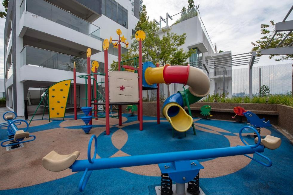 Apartmán Residensi Flora Seri Kembangan Exteriér fotografie